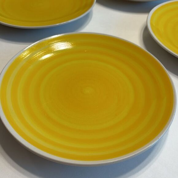 West Elm Set Of 4 Yellow Circles Ceramic Salad Lunch Plates 9” - Picture 6 of 10